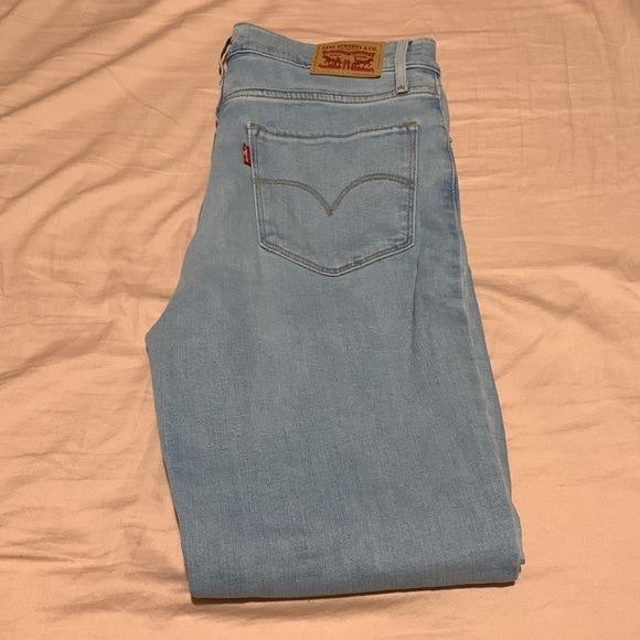 Levi’s Womens jeans - Picture 2 of 4